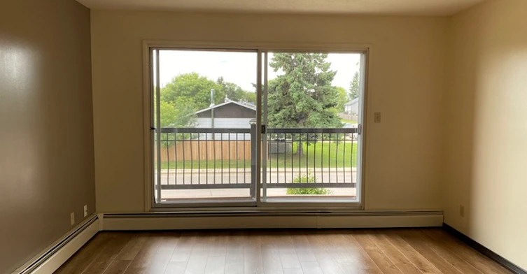 5104 54 Avenue, Cold Lake, AB, T9M 1W8 - 3
