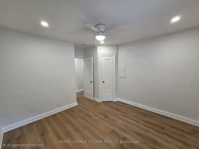 839 Coxwell Avenue, Toronto, ON, M4J 5C2 - 13