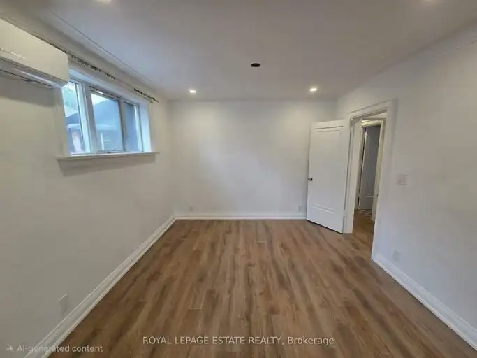 839 Coxwell Avenue, Toronto, ON, M4J 5C2 - 7