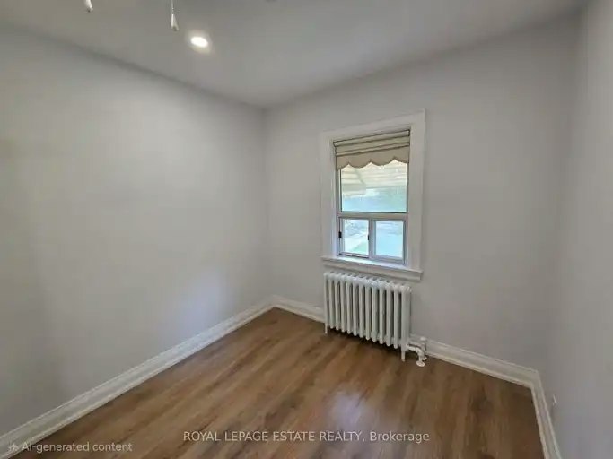 839 Coxwell Avenue, Toronto, ON, M4J 5C2 - 5