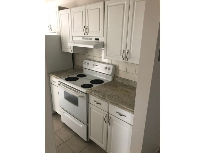 7108 80 Avenue Northwest, Edmonton, AB, T6B 0C6 - 4
