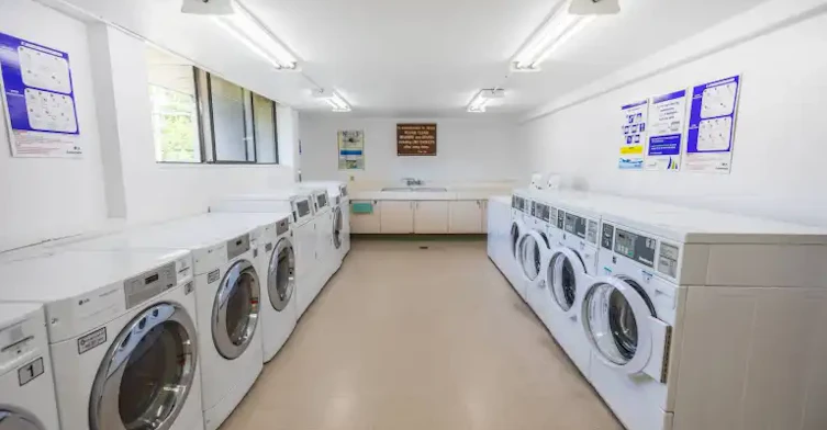 1260 Nelson Street, Vancouver, BC, V6E 1J7 - 4