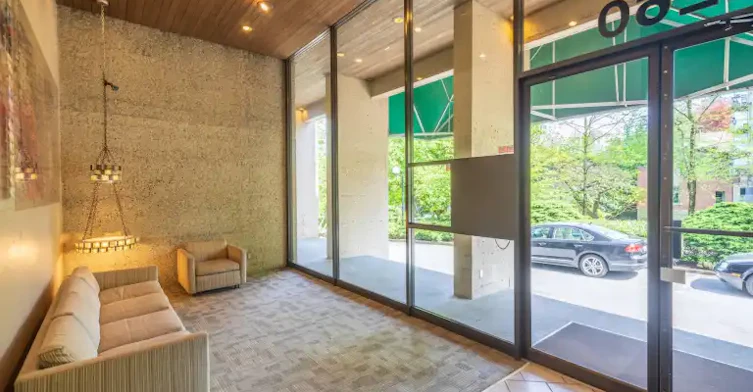 1260 Nelson Street, Vancouver, BC, V6E 1J7