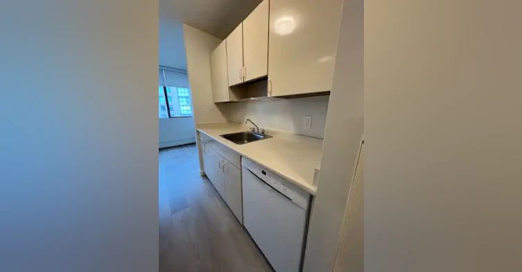 1260 Nelson Street, Vancouver, BC, V6E 1J7 - 8
