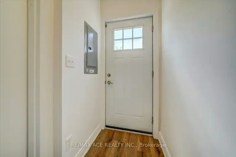 183 Munro Street, Toronto, ON, M4M 2B8 - 14