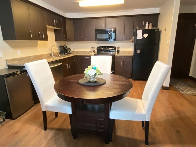 5110 49 Street, Cold Lake, AB, T9M 1X3 - 10