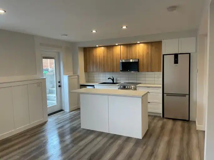 915 Oakland Boulevard, Devon, AB, T9G 2H5 - 2