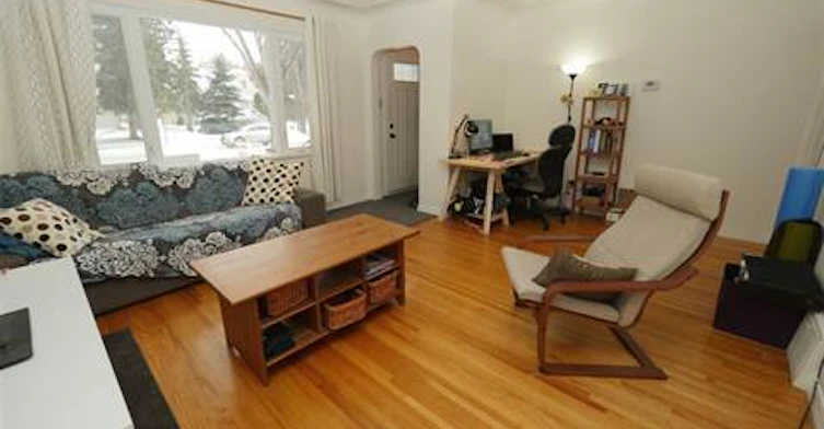 11147 73 Avenue Northwest, Edmonton, AB, T6G 0C5 - 9