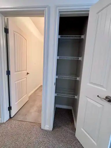 8528 82 Avenue Northwest, Edmonton, AB, T6C 1A9 - 10