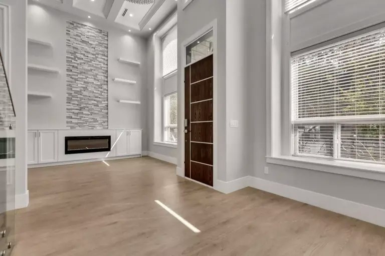 9071 Steveston Highway, Richmond, BC, V7A 1M6 - 3