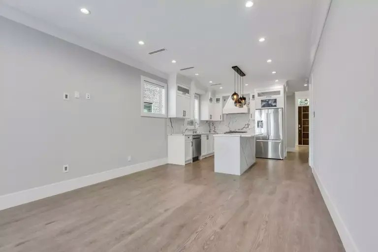 9071 Steveston Highway, Richmond, BC, V7A 1M6 - 7