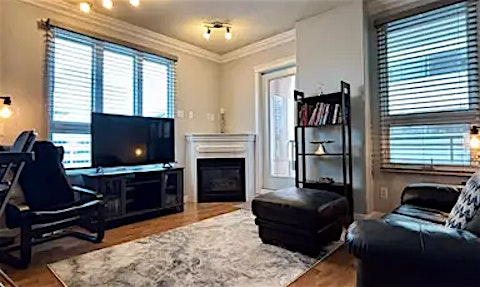 9939 109 Street Northwest, Edmonton, AB, T5K 1H6