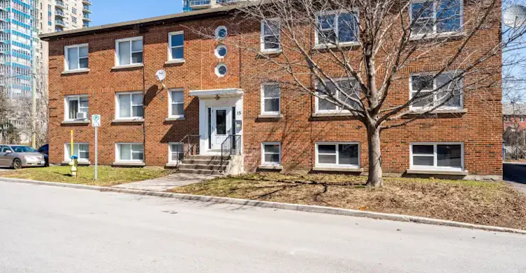 15 Lenore Place, Ottawa, ON, K1L 7X8