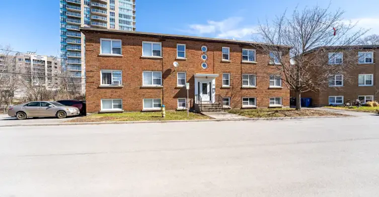 15 Lenore Place, Ottawa, ON, K1L 7X8 - 3