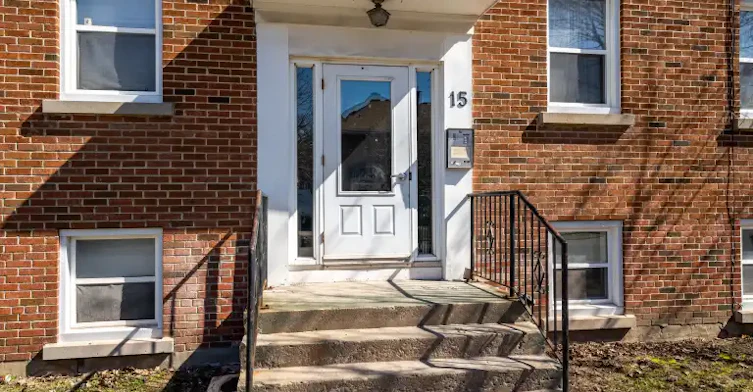 15 Lenore Place, Ottawa, ON, K1L 7X8 - 2