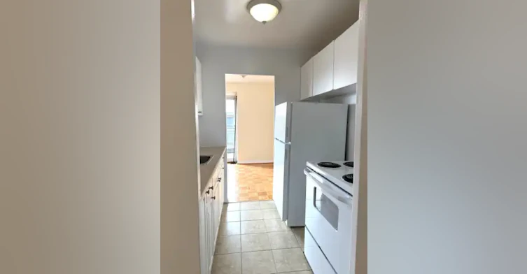 1059 Don Mills Road, Toronto, ON, M3C 1X1 - 6