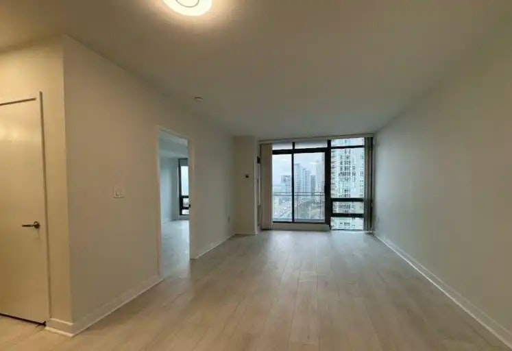 5 Mariner Terrace, Toronto, ON, M5V 3V6 - 14