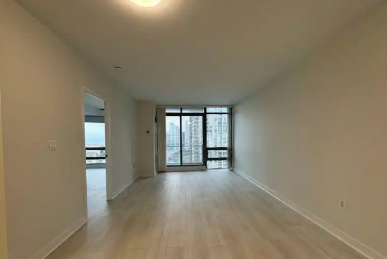5 Mariner Terrace, Toronto, ON, M5V 3V6 - 12