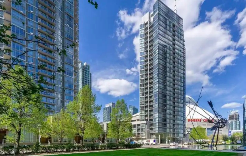 5 Mariner Terrace, Toronto, ON, M5V 3V6
