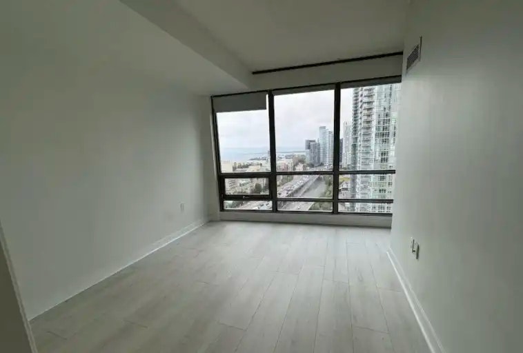 5 Mariner Terrace, Toronto, ON, M5V 3V6 - 16