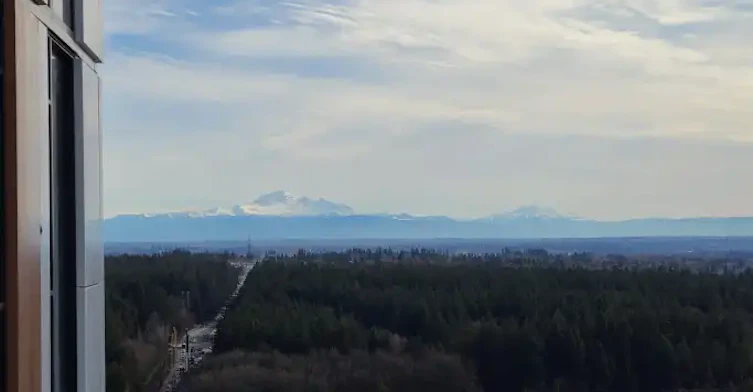 13725 George Junction, Surrey, BC, V3T 0V7 - 10