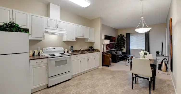 6082 Schonsee Way, Edmonton, AB, T5Z 0C8