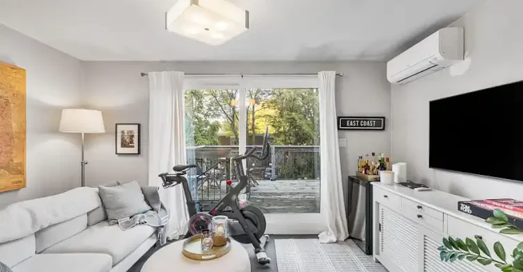 14 Dartford Road, Toronto, ON, M4K 1S5 - 2