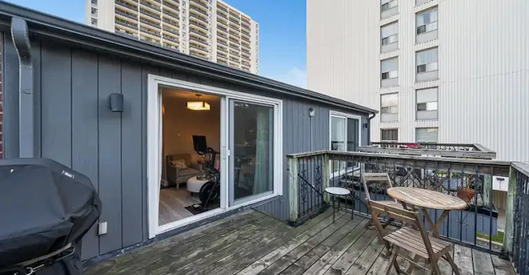 14 Dartford Road, Toronto, ON, M4K 1S5 - 4