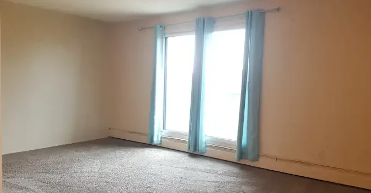 4411 48 Avenue, Red Deer, AB, T4N 3S4 - 8