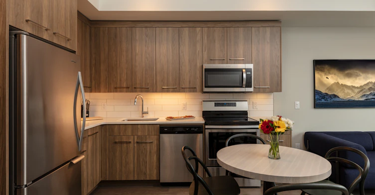 3477 Lakeshore Road, Kelowna, BC, V1W 0A7 - 4