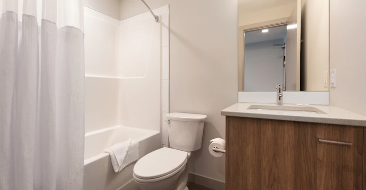 3477 Lakeshore Road, Kelowna, BC, V1W 0A7 - 9