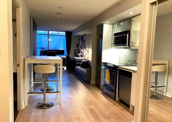25 Telegram Mews, Toronto, ON, M5V 3Z1 - 4