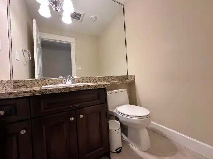 3580 West 19th Avenue, Vancouver, BC, V6S 1C4 - 8