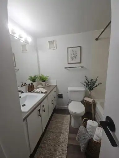 9560 163 Street Northwest, Edmonton, AB, T5P 3M7 - 5
