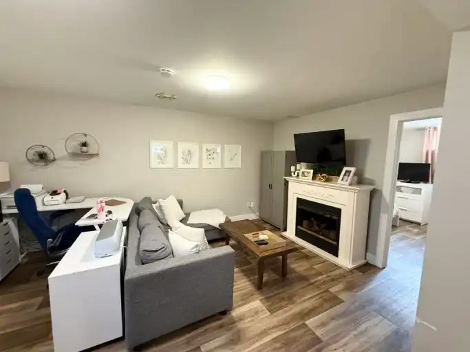 508 Division Street, Kingston, ON, K7K 4B2 - 4