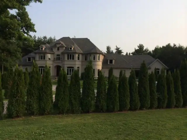 23 Cranborne Chase, Whitchurch-Stouffville, ON, L4A 0C6 - 4