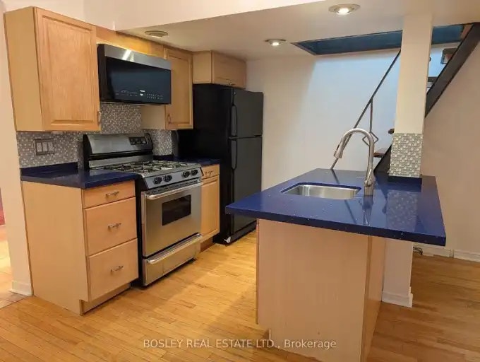 230 Ontario Street, Toronto, ON, M5A 2V5 - 2