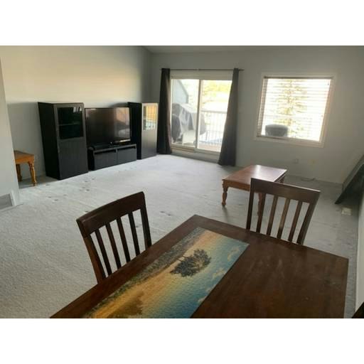 6220 172 Street Northwest, Edmonton, AB, T5T 3R4 - 3