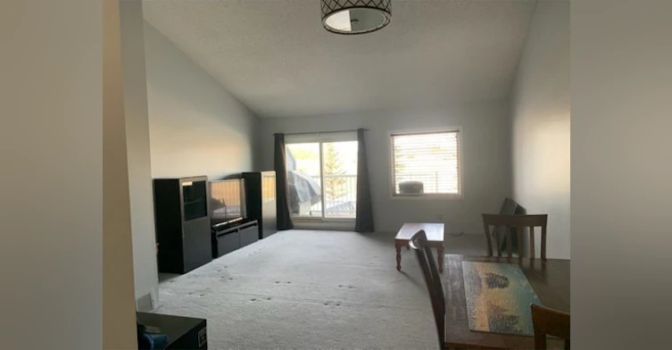 6220 172 Street Northwest, Edmonton, AB, T5T 3R4 - 2