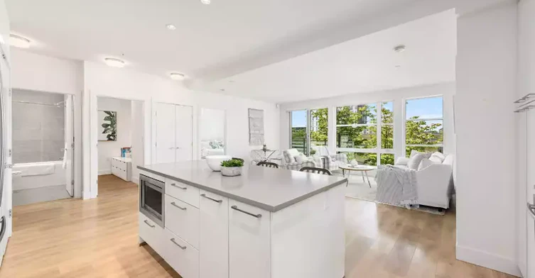 3488 West Sawmill Crescent, Vancouver, BC, V5S 4R7 - 4