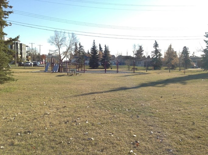 1212 26 Street Southeast, Calgary, AB, T2A 0X7 - 12