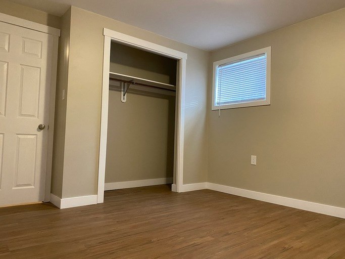 1212 26 Street Southeast, Calgary, AB, T2A 0X7 - 8