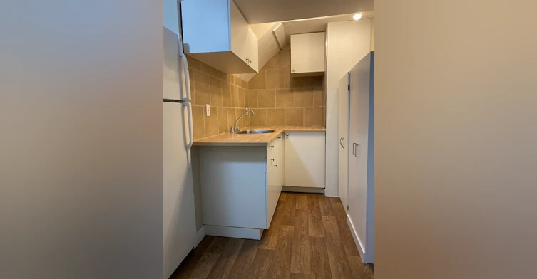 1212 26 Street Southeast, Calgary, AB, T2A 0X7 - 4
