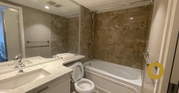 602 Citadel Parade, Vancouver, BC, V6B 1X2 - 9