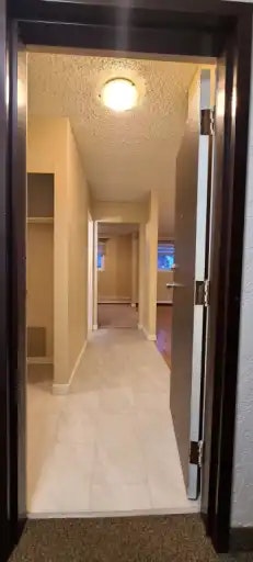 5812 57 Avenue, Red Deer, AB, T4N 4S4 - 6