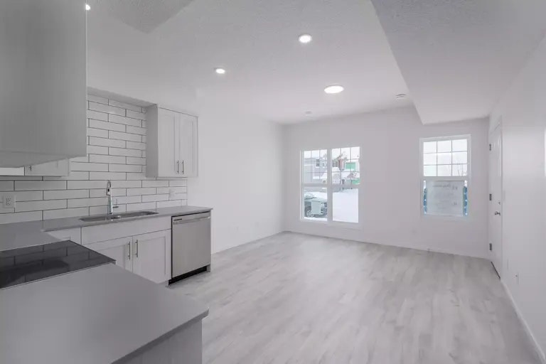 4094 Chappelle Green Southwest, Edmonton, AB, T6W 4M6 - 4