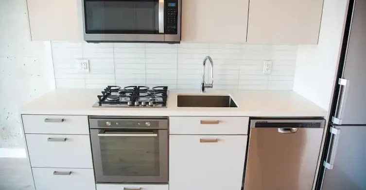 55 Ontario Street, Toronto, ON, M5A 0T8 - 2