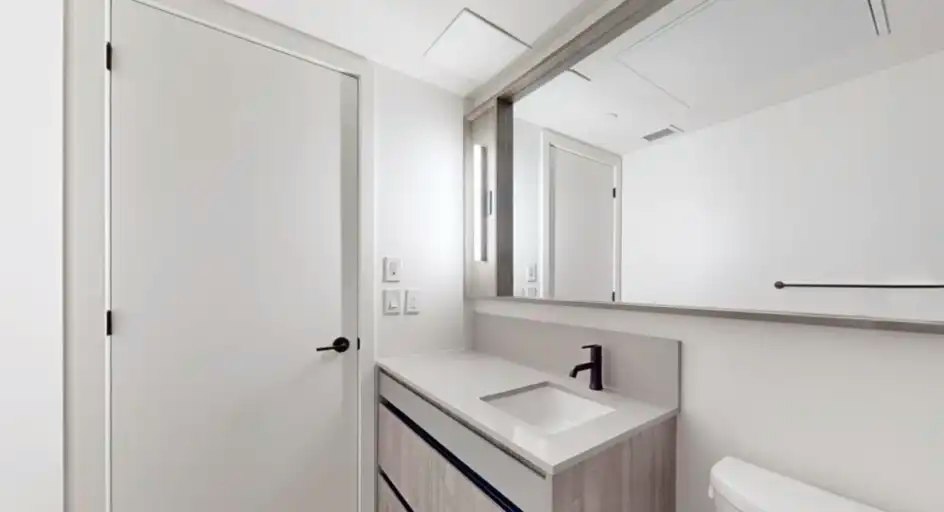 5 Lakeview Avenue, Toronto, ON, M6J 0H3 - 20