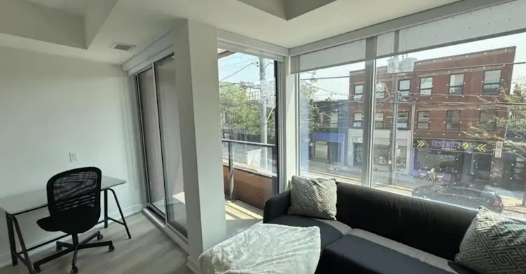 5 Lakeview Avenue, Toronto, ON, M6J 0H3 - 10