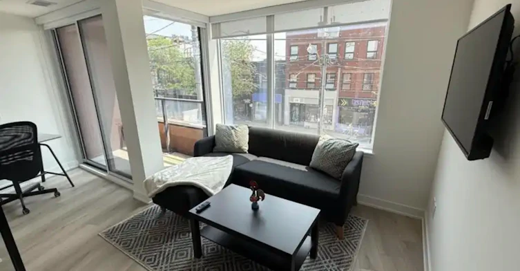 5 Lakeview Avenue, Toronto, ON, M6J 0H3 - 9